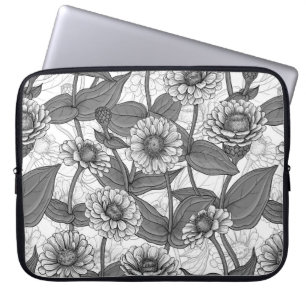 Zinnia, Monochom auf weiß Laptopschutzhülle