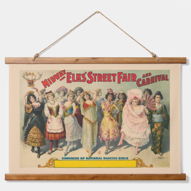 Zirkusposter mit Frauen in nationalen Kostümen Wandteppich Mit Holzrahmen (Vorne)