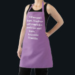 Zitat eines eleganten Lavers-individuellen Namens Schürze<br><div class="desc">Eleganter Lavendel-lila und weißer individuelle Name-Satz Zitat Schürze. Geeignet für Köche,  Koch,  Keramik,  Keramiken,  Handwerk,  Arbeit,  Küche,  Backen,  Grillen,  Grill,  sowie Geschäfte und Geschäfte etc.</div>