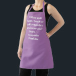 Zitat eines eleganten Lavers-individuellen Namens Schürze<br><div class="desc">Eleganter Lavendel-lila und weißer individuelle Name-Satz Zitat Schürze. Geeignet für Köche, Koch, Keramik, Keramiken, Handwerk, Arbeit, Küche, Backen, Grillen, Grill, sowie Geschäfte und Geschäfte etc.</div>