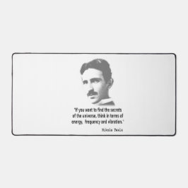 Zitat von Nikola Tesla Schreibtischunterlage