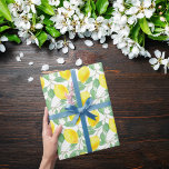 Zitronengelbe, weiße, grüne Sommermuster Geschenkpapier<br><div class="desc">Juckes,  köstliches,  wasserfarbenes Zitronen in Gelb,  Grün und Weiß. Ideal für Sommergeburtstag,  Brautparty,  Hochzeit.</div>