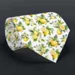 Zitronenmuster, Zitronen-Blume, Blätter, Zitrusfrü Krawatte<br><div class="desc">Elegantes,  stilvolles und raffiniertes Muster mit Zitronen,  Blume und Blätter. Modernes und trendiges Geschenk,  perfekt für den Fruchtliebhaber in Ihrem Leben.</div>