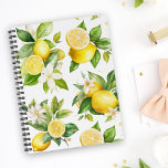 Zitronenmuster, Zitronen-Blume, Blätter, Zitrusfrü Planer<br><div class="desc">Elegantes,  stilvolles und raffiniertes Muster mit Zitronen,  Blume und Blätter. Modernes und trendiges Geschenk,  perfekt für den Fruchtliebhaber in Ihrem Leben.</div>