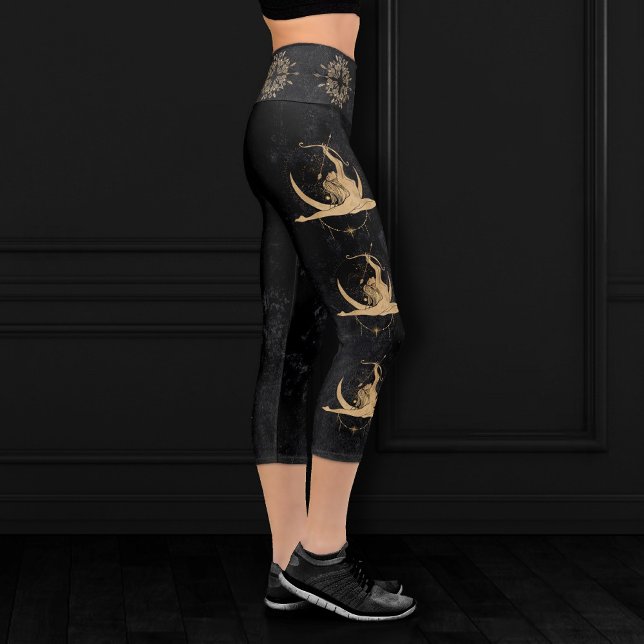 Zodiac Goddess | Cosmic Gold Sagittarius Astrologi Capri Leggings (Von Creator hochgeladen)