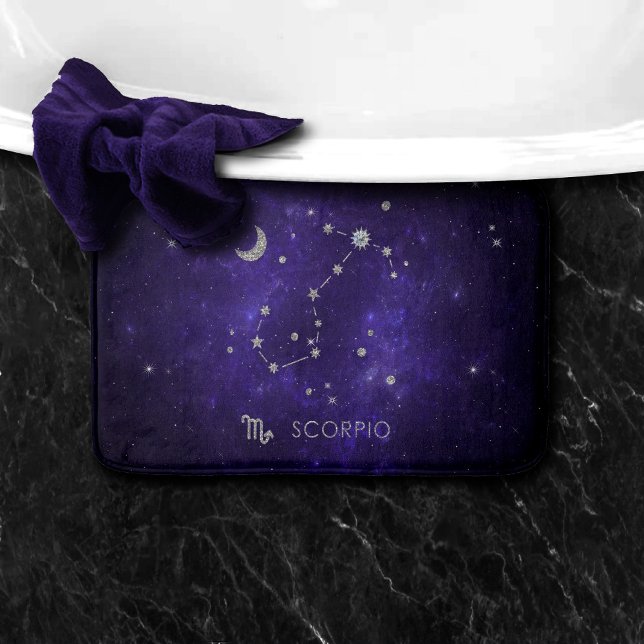 Zodiac Lila Scorpio | Kosmisches Astrologie Horosk Badematte (Von Creator hochgeladen)