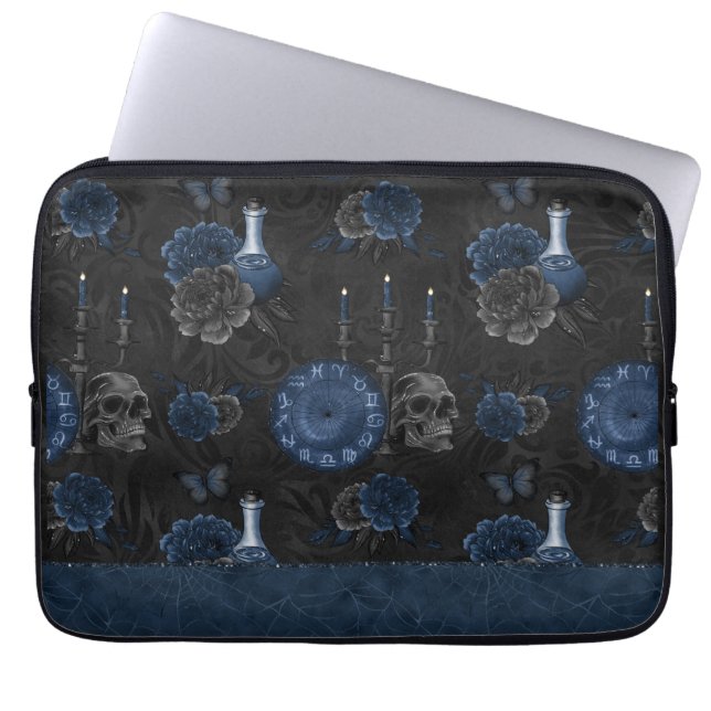 Zodiac Magic | Dark Navy Blue Gothull Rose Laptopschutzhülle (Vorderseite)