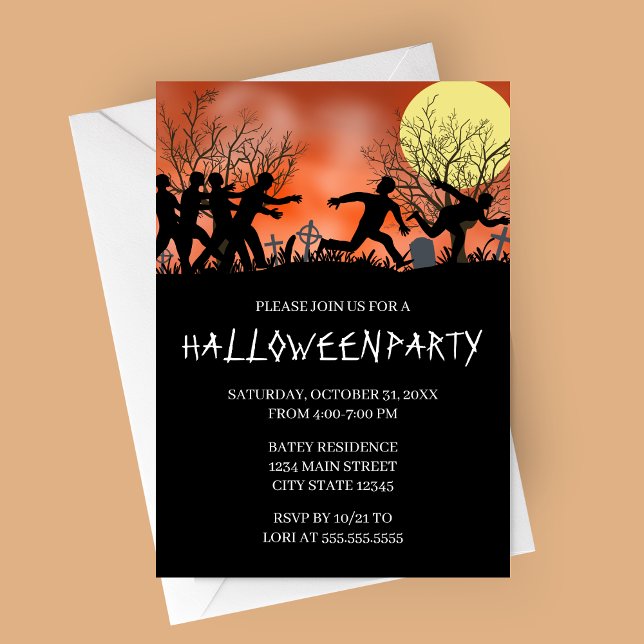 Zombie Chase Halloween-Party Einladung (Running Zombies in Graveyard Halloween Party Invitation)