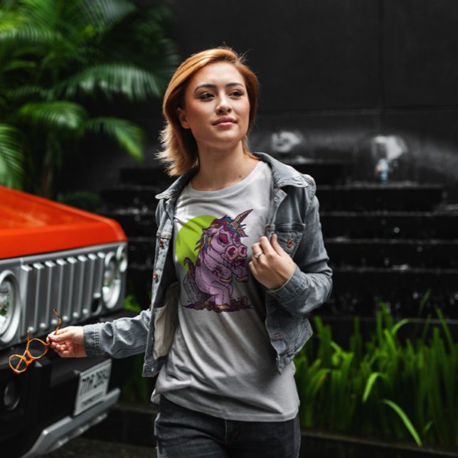 Zombie Unicorn Toy Doll T-Shirt (Von Creator hochgeladen)