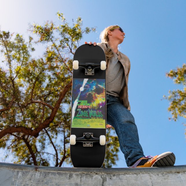 Zombie Worlds Halloween Galaxie der Horror Skateboard (Außenbereich 1)