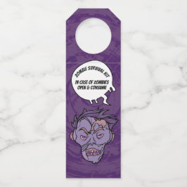 Zombies Funny Halloween Booze Survival Kit Lila Flaschenanhänger