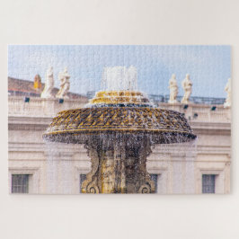 Zoom auf Brunnen am Petersplatz, Rom, Italien