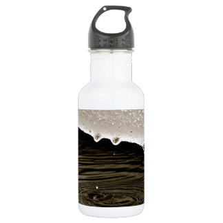 ZU DER ZEIT SCHMELZENDER SCHNEE, EIN EDELSTAHLFLASCHE