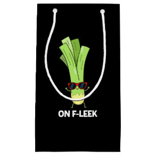 zu Fleek Funny Veggie Leek Pun Dark BG Kleine Geschenktüte
