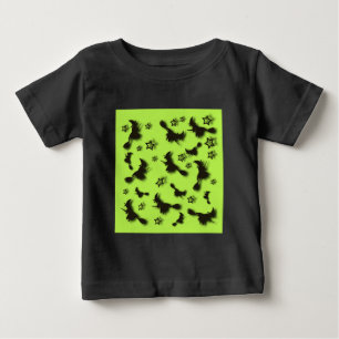 Zu Halloween Abend 3D unter Sternen fliegen Baby T-shirt