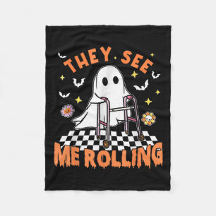 Zu Halloween sehen sie, wie ich die Spo rollte Fleecedecke
