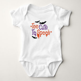 Zu Niedlich, um Halloween zu sprechen Baby Strampler
