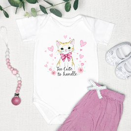 "Zu Niedlich, um zu handhaben" Adorable Baby Strampler