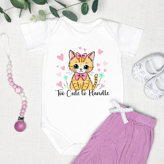 "Zu Niedlich, um zu handhaben" Adorable Baby Strampler (Von Creator hochgeladen)