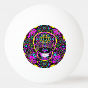Zuckerschädel im Neonrosa Tischtennisball
