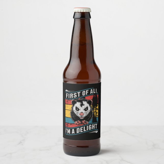 Zuerst bin ich ein erstaunlicher Funny Opossum Pos Bierflaschenetikett (Vorderseite)