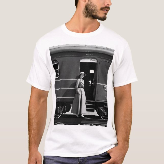 Zug in Stil. Shoot mit Vision T-Shirt (Vorderseite)