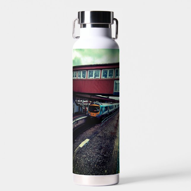 Zug unter der Brücke Trinkflasche (Vorne)