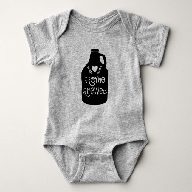 Zuhause Brew Baby Bodysuit Strampler (Vorderseite)