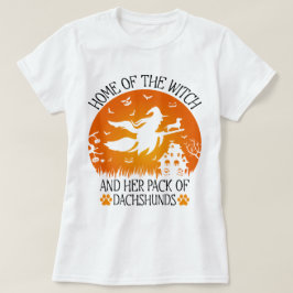 Zuhause der Hexe und ihr Bündel von Dackeln Cool T-Shirt