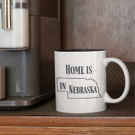 Zuhause ist in Nebraska Zweifarbige Tasse