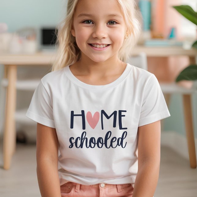 Zuhause mit Herz Navy und Rosa gescholten T-Shirt (Von Creator hochgeladen)