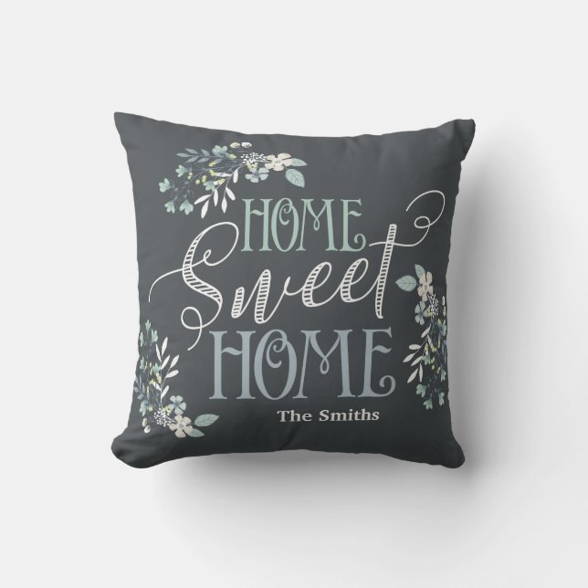 "Zuhause Sweet Zuhause" personalisiertes Blumenkis Kissen (Vorderseite)
