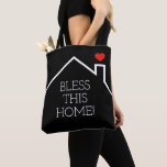 Zuhause Sweet Zuhause Realtor Tasche<br><div class="desc">Auf der Vorderseite dieses Totaplatts befindet sich ein rotes Herz über einem Zuhause,  auf dem Ihr Name,  Ihr Firmenname und Ihre Telefonnummer auf der Rückseite zu finden sind. ÄNDERN SIE DIE HINTERGRUNDFARBE auf alles - wir zeigen schwarz. PASSEN Sie Ihre Werbeartikel in unserem Shop.</div>