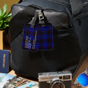 Zuhause tartan blau kariert gepäckanhänger