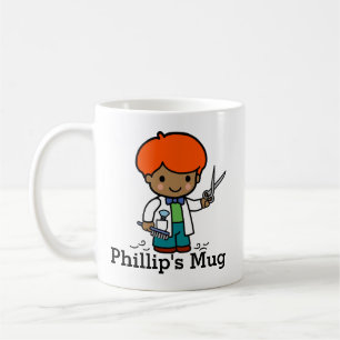 Zukünftiger Friseur / Friseur Junge mit Schere Kaffeetasse