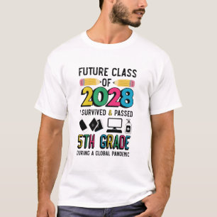 Zukunftsklasse 2028 Überlebt und bestanden 5. Klas T-Shirt