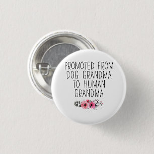 Zum Oma Funny Floral Button befördert Button