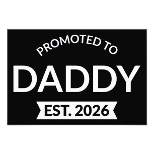 Zum Papa befördert Est. 2026 II Fotodruck