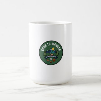 Zum Wandern geboren Outdoor-Abenteuer Berg-Abzeich Kaffeetasse