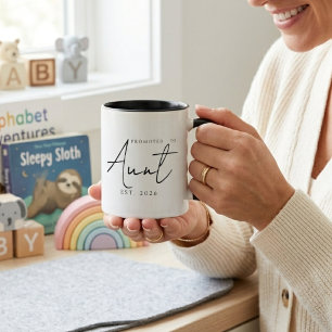 Zur eleganten Tante befördert EST-Jahres-Skript Tasse
