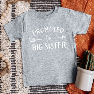 Zur großen Schwester - Schwangerschaftsankündigung Baby T-shirt