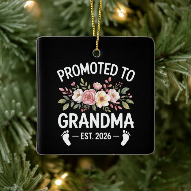 Zur Oma befördert 2026 Erste Oma Blumen  Keramikornament (Baum)