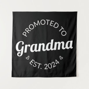 Zur Oma befördert ca. 2024 I Wandteppich