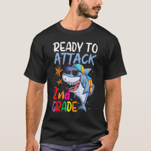 Zurück in die Schule für Junge bereit für Angriff  T-Shirt