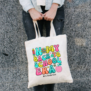 Zurück zur farbenfrohen Retro-Lehrerin  Tragetasche