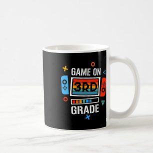 Zurück zur Schule Game On 3. Klasse Lustiger Gamer Kaffeetasse