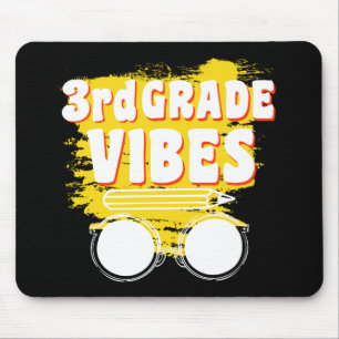 Zurück zur Schule Shirt der dritten Klasse Vibes Mousepad