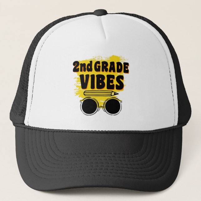 Zurück zur Schule Shirt der zweiten Klasse Truckerkappe (Vorderseite)