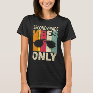 Zurück zur zweiten Klasse Vibes Erster Tag Lehrer T-Shirt