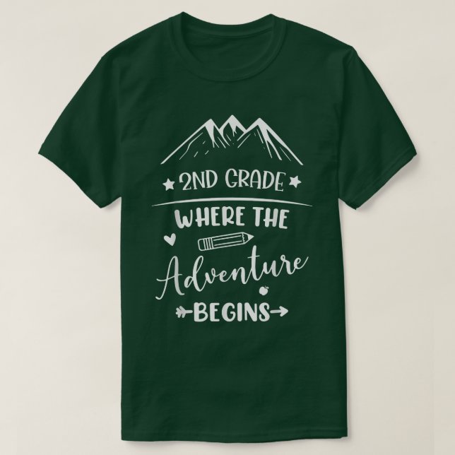 Zurück zur zweiten Klasse, wo das Abenteuer beginn T-Shirt (Design vorne)